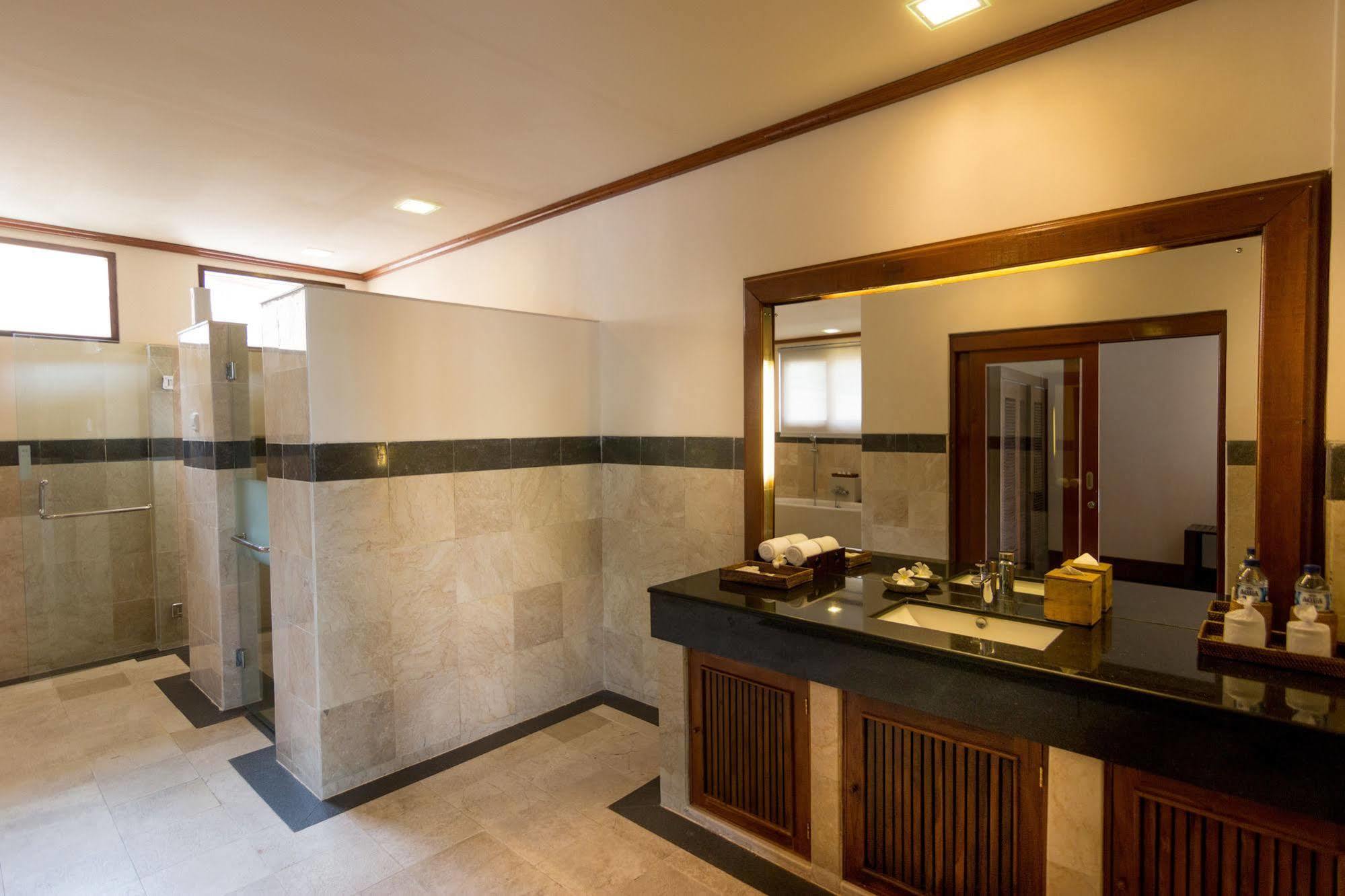 One Bedroom Pool Villa One-Time Floating